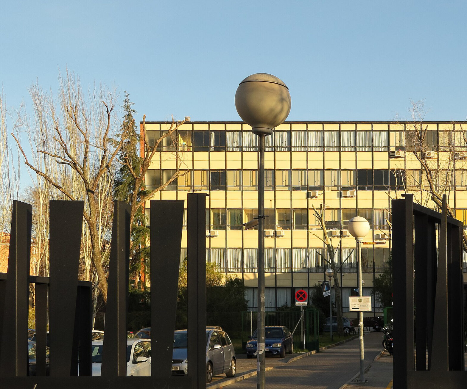 Facultad de Óptica y Optometría de Carabanchel