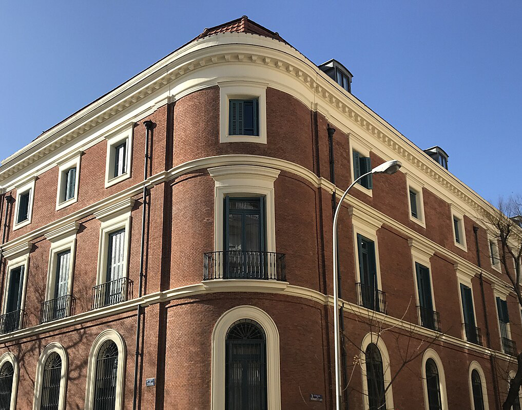 Fachada principal Palacio Zurbano